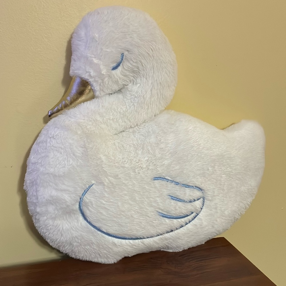 Calm & Sleepy Swan & Star Pillows - Picture 2 of 11